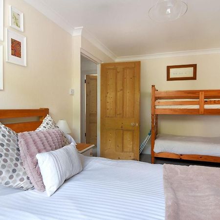 Ferienwohnung 2 Cobb View Lyme Regis Exterior foto